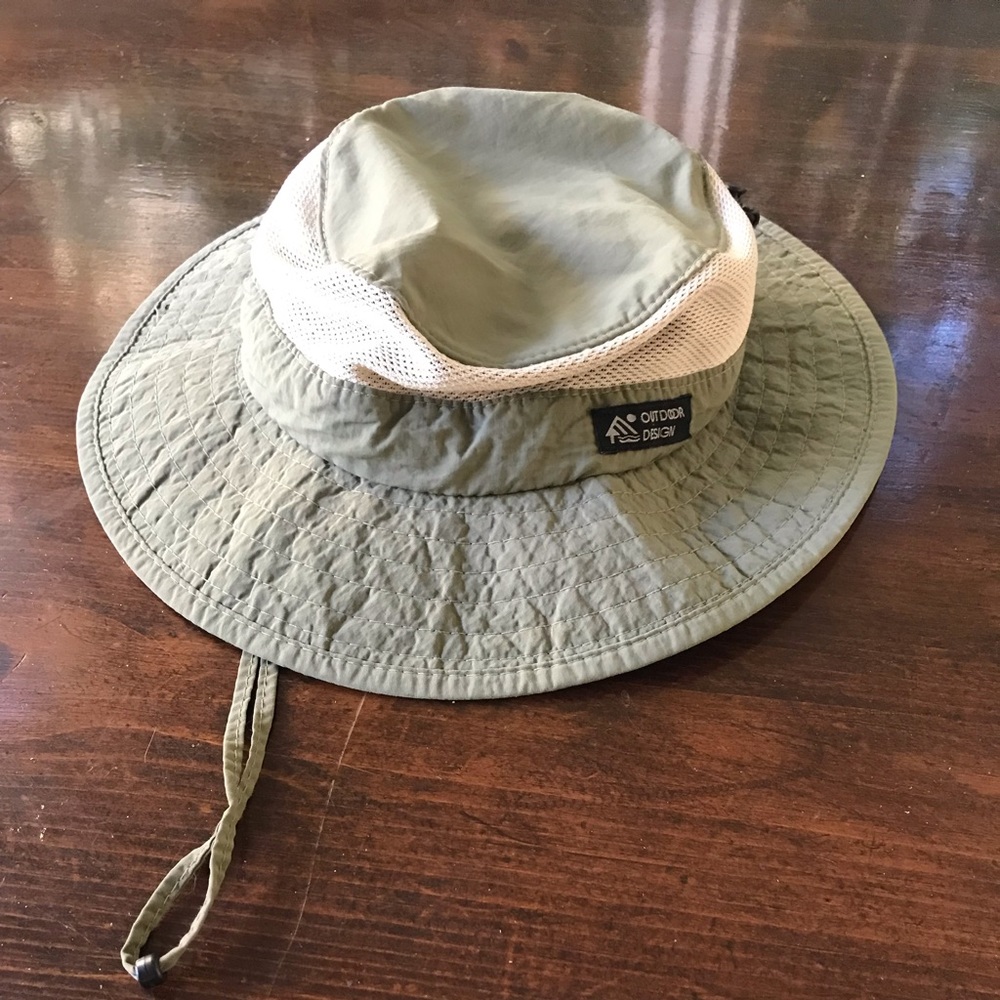 Hiking river adventure hat!